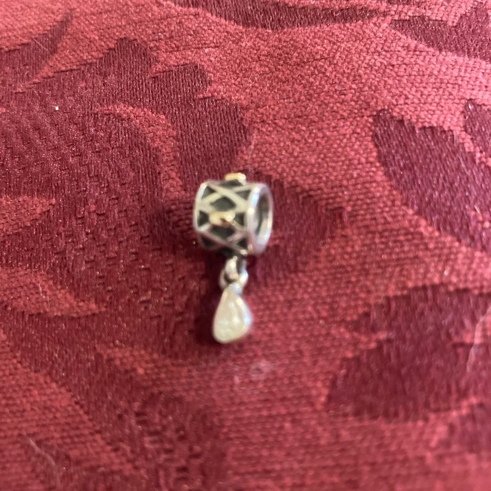 PANDORA ONE WORLD HEALTH DANGLE PENDANT CHARM - Picture 6 of 12